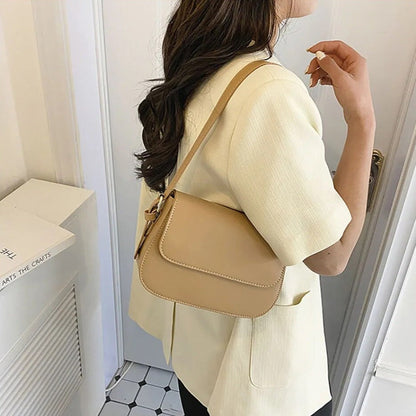 Eldborg | Elegant shoulder bag in muted nude tone