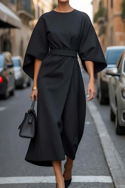 Sophia | Women's Timeless Elegance with Round Neck