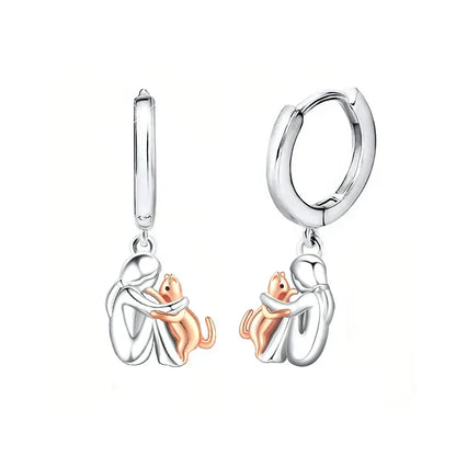 Lily Cat Icon Earrings with Round Closure