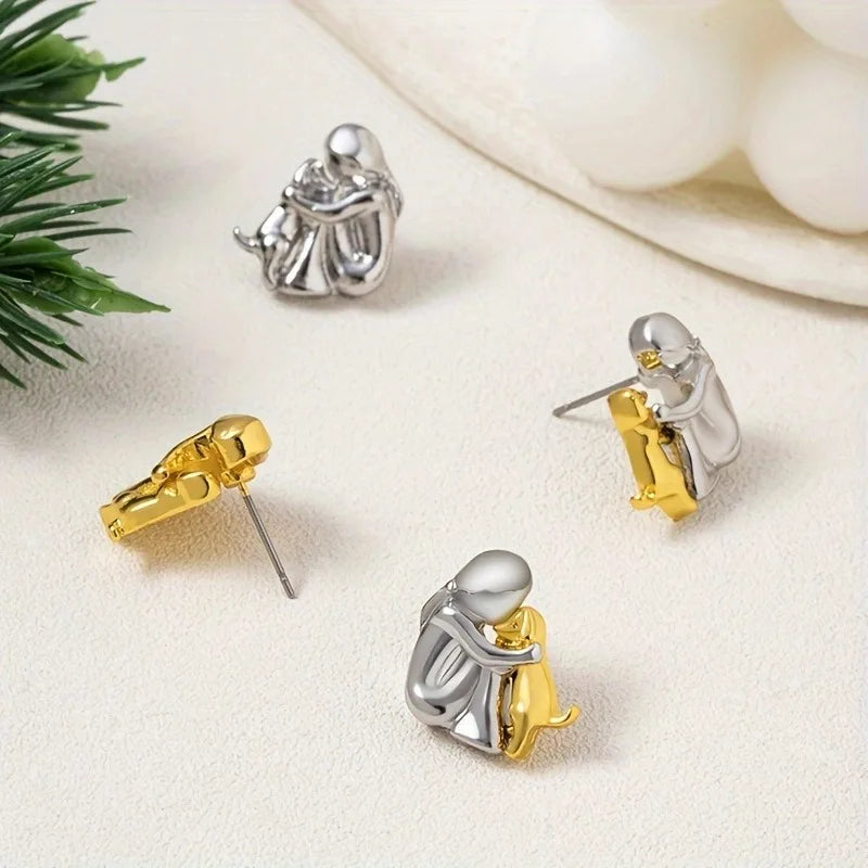Lisa Dog-Themed Icon Earrings