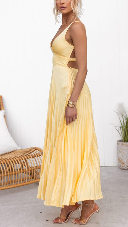 Nayeli | Women's Elegant Pleated V-Neck Maxi Dress