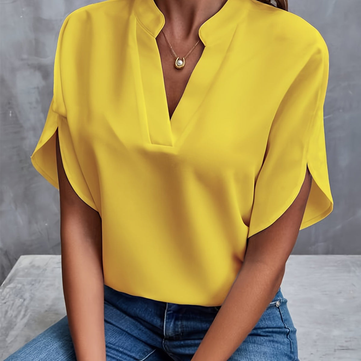 Ava | Women's Chic Blouse