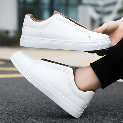 Bernardo | Men's Cushioned Lace-Up Trendy Trainers