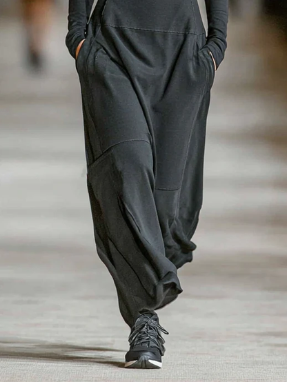 Women's Casual Maxi Dress with Black Turtleneck and Zip-Up Design