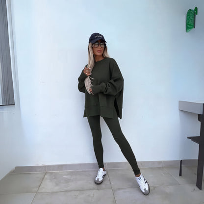 Yachi | Women's Relaxed Long Sleeve Sweatshirt and Trousers Ensemble