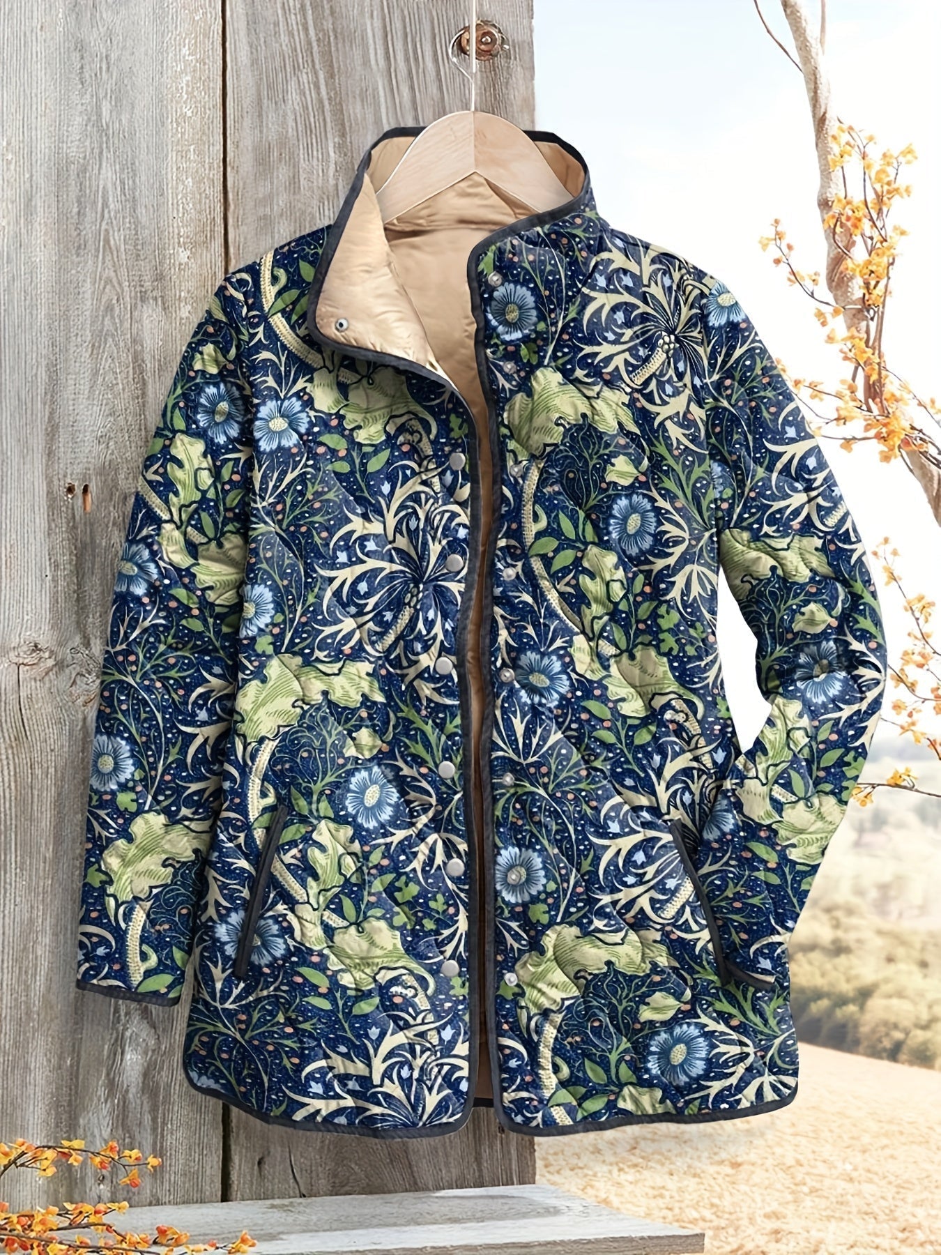 Women's Relaxed Vintage Botanical Print Quilted Jacket