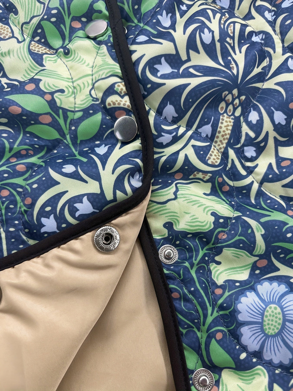 Women's Relaxed Vintage Botanical Print Quilted Jacket