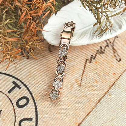 Aurelia | Elegant Magnetic Copper Bangle
