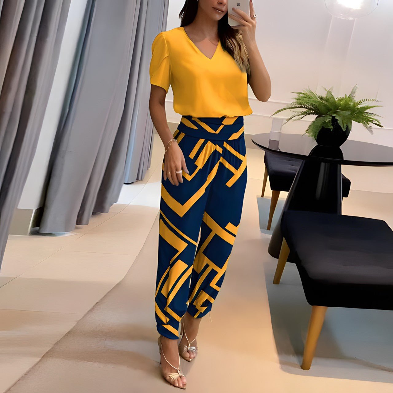 Daphne | Women's Relaxed Stylish Trendy Set