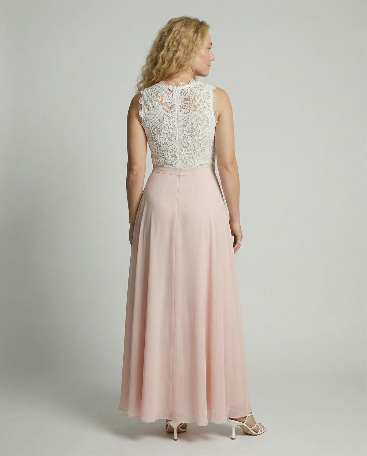 Women's Sleeveless Maxi Dress with Lace Bodice