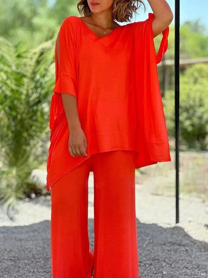 Zelora | Women's Relaxed Style Set with Side Slits and Cut-Out