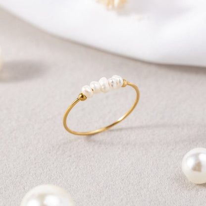 Silva | Ring with Freshwater Pearls