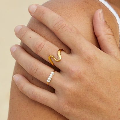 Silva | Ring with Freshwater Pearls