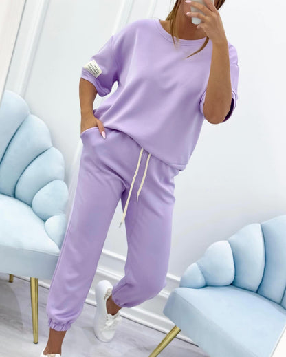 Women's Relaxed Outfit: Solid Top and Trousers Set
