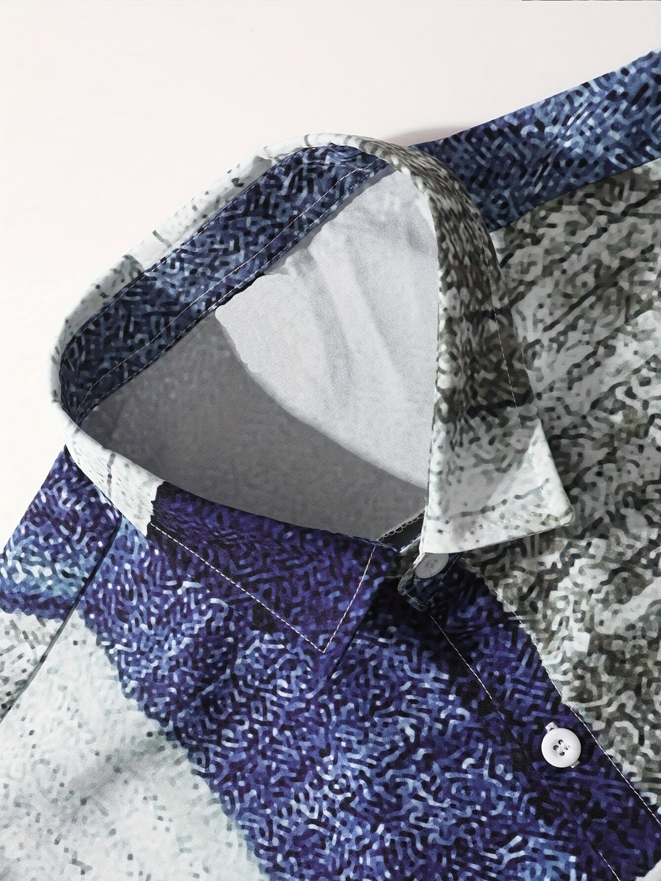 Theo | Women's Stylish Patterned Shirt