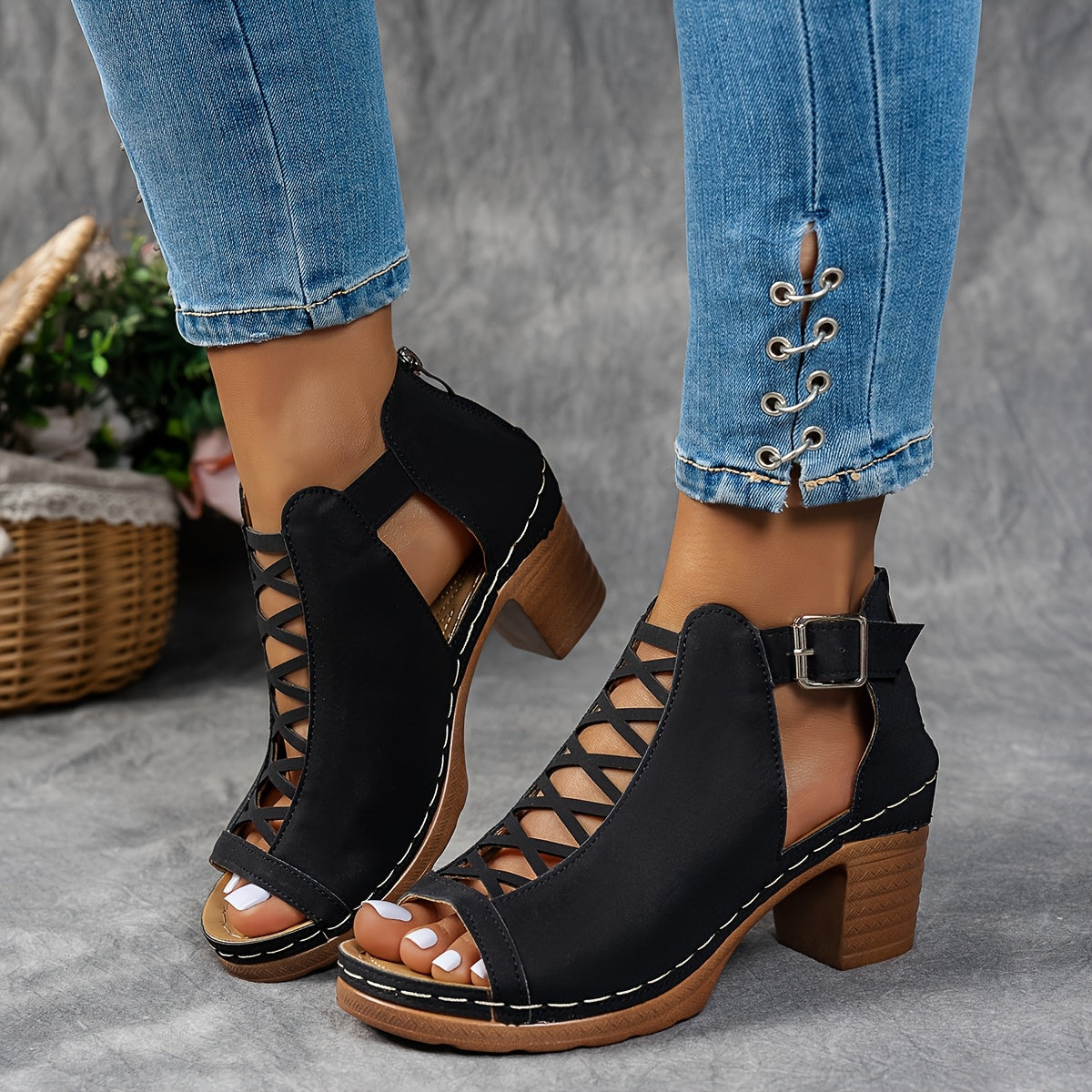Women's Cushioned Open-Toe Nessa Lattice-Heel Sandals with Cut-Out