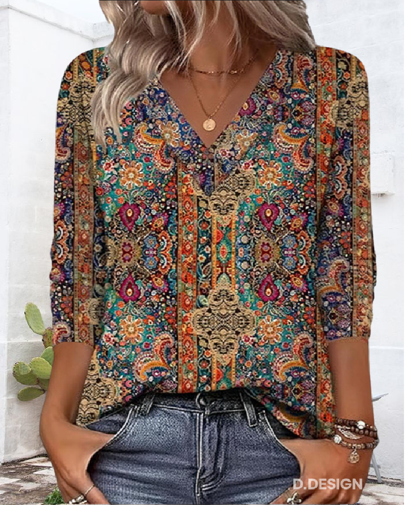 Women's Vintage-Inspired V-Neck Printed Blouse
