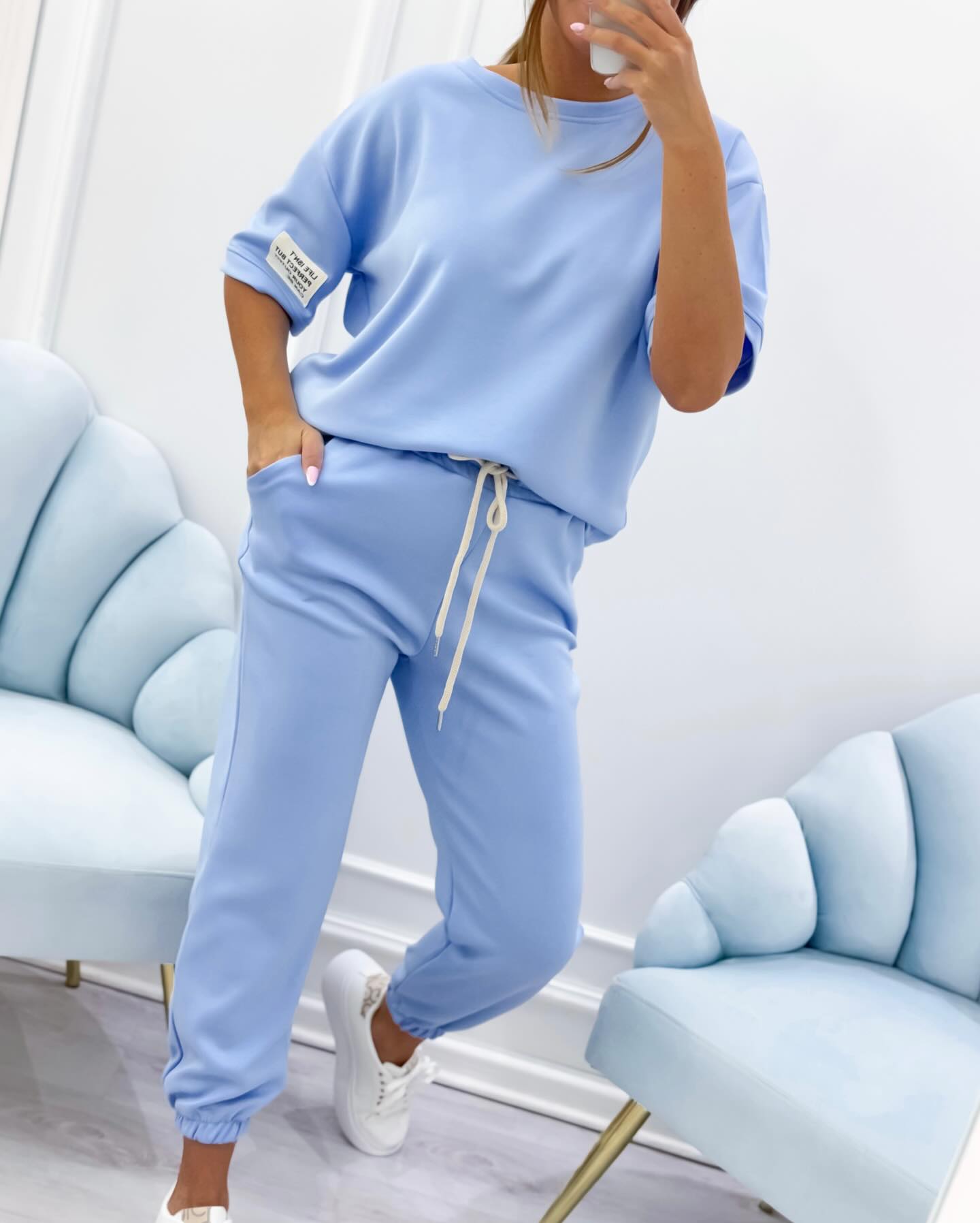 Women's Relaxed Outfit: Solid Top and Trousers Set