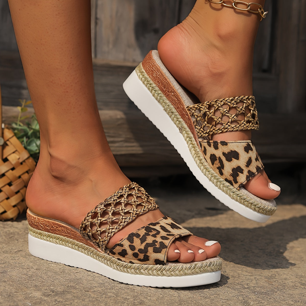 Women's Cushioned Slip-On Sonoma Woven Wedge Shoes Earthy Charm