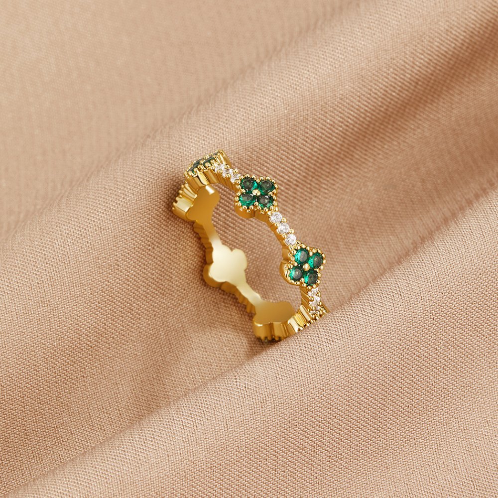 Marisol | Crystal Ring in the Shape of a Clover