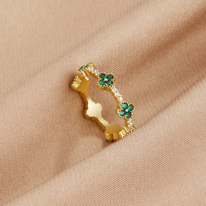 Marisol | Crystal Ring in the Shape of a Clover