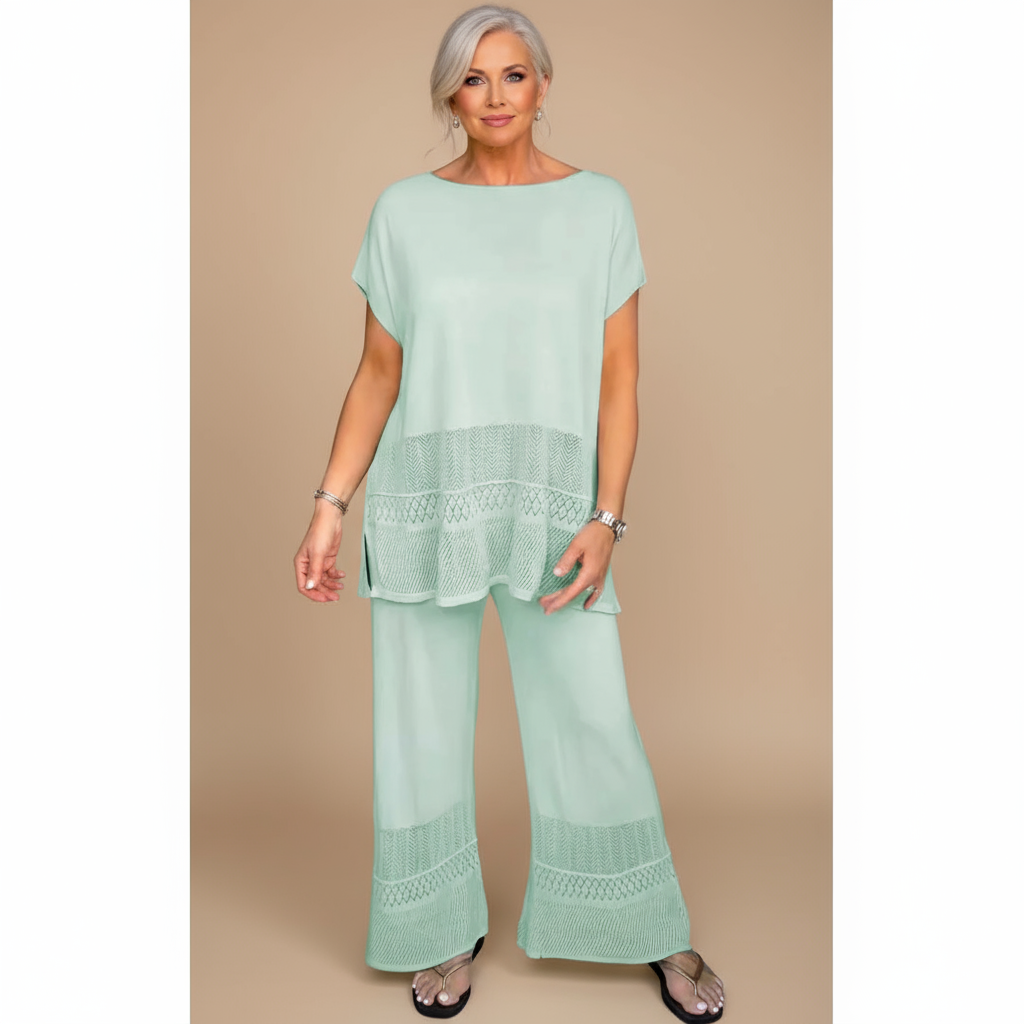 Elodie | Women's Relaxed Timeless Comfy Set