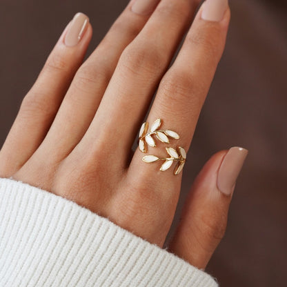Olga | Goldblatt Ring