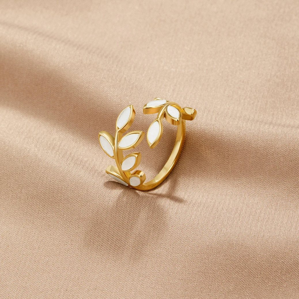 Olga | Goldblatt Ring
