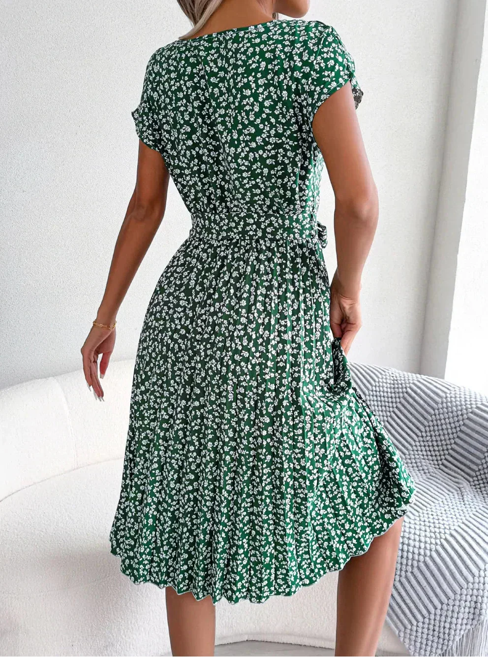 Lilienne | Women's Chic Summer Midi Dress
