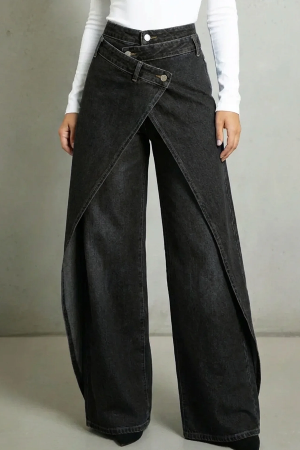 Women's Vintage-Inspired High-Waisted Denim Jeans with Ruffled Hem and Tie-Waist