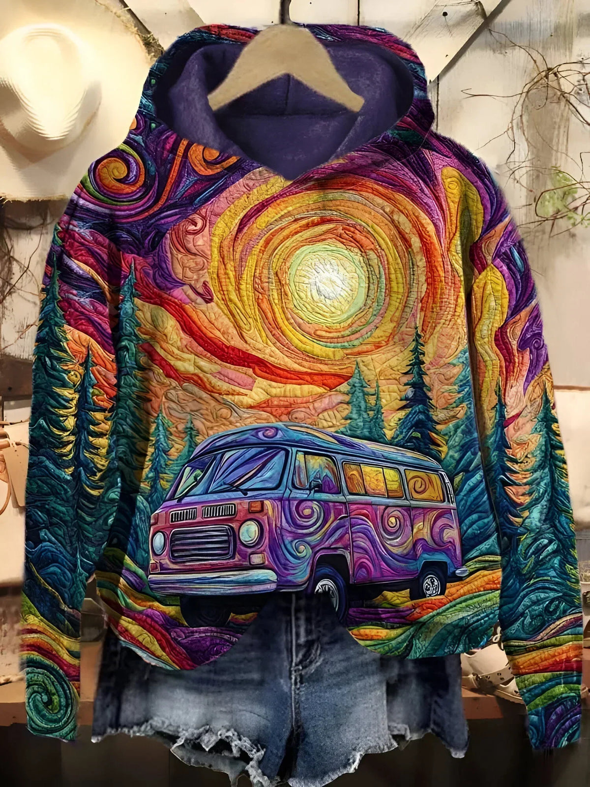 Mariska | Relaxed Retro Roadtrip Hoodie