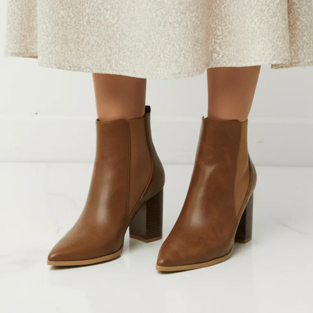 Cheléa | Comfortable Chelsea Boots