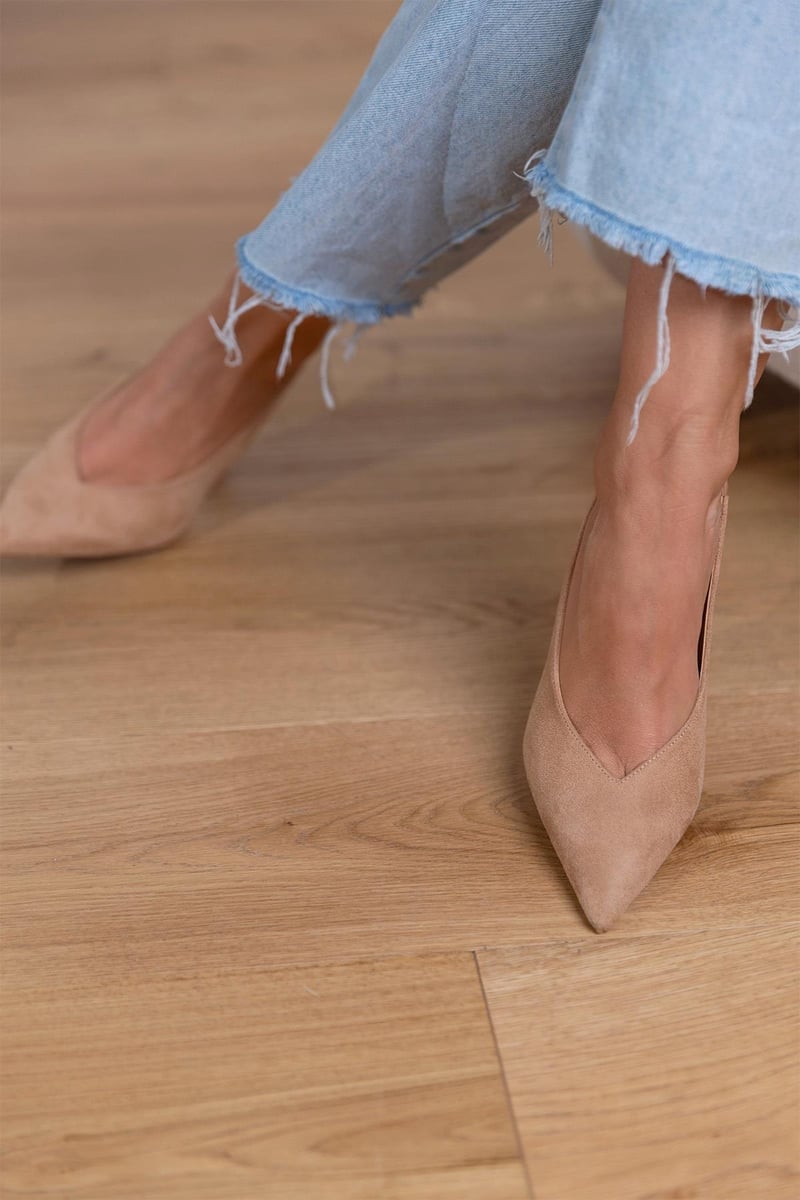 Women's Pointed-Toe Slingback Heels