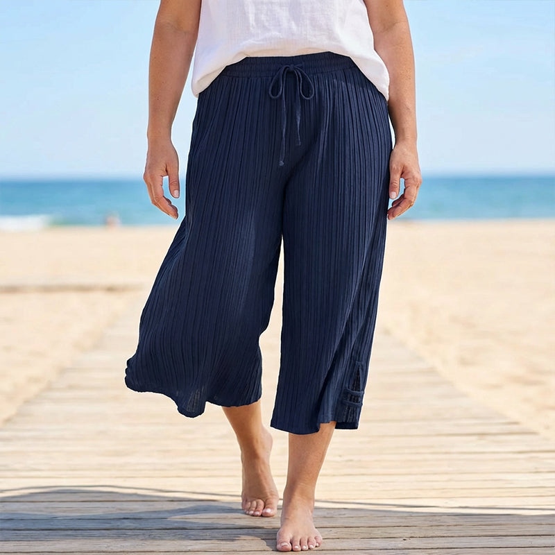 Wide-Leg Capri Trousers for Women with Convenient Pockets