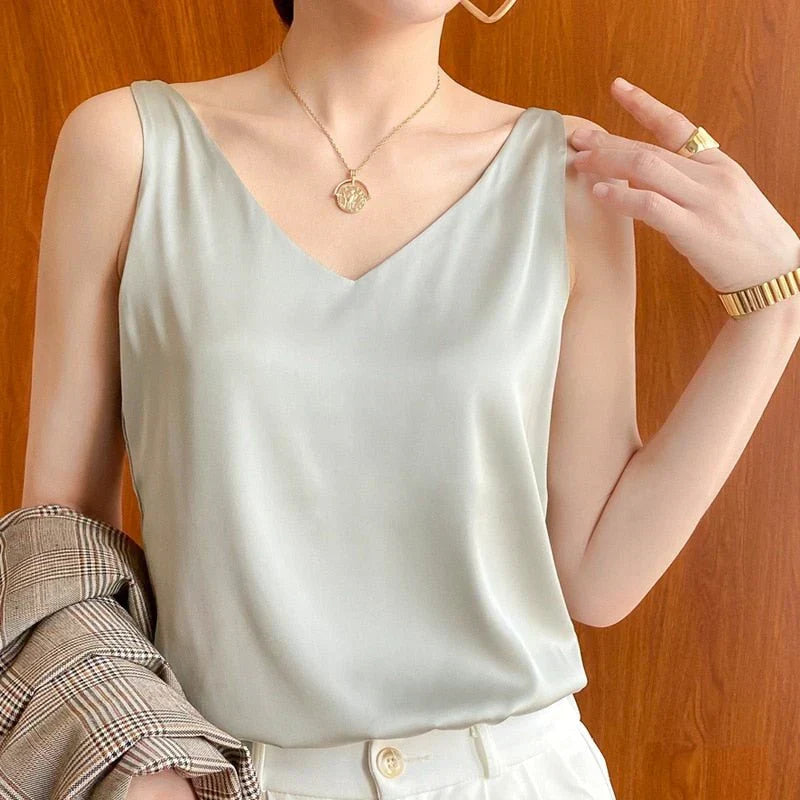 Levoire | Women's Longline Elegant Soft Tank Top