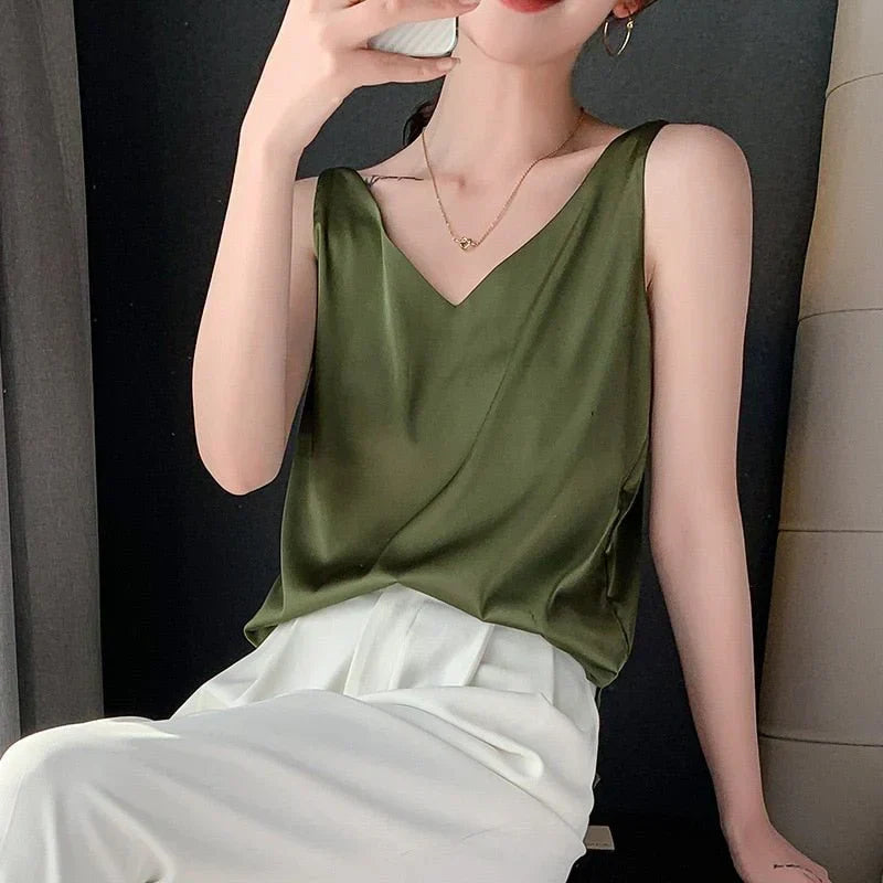 Levoire | Women's Longline Elegant Soft Tank Top