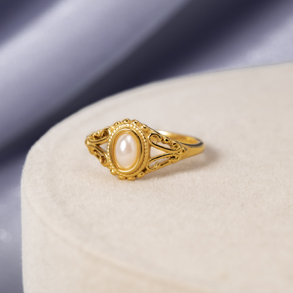 Aitana | Vintage Pearl Ring