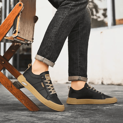 Cushioned Lace-Up Harrington Athletic Trainers