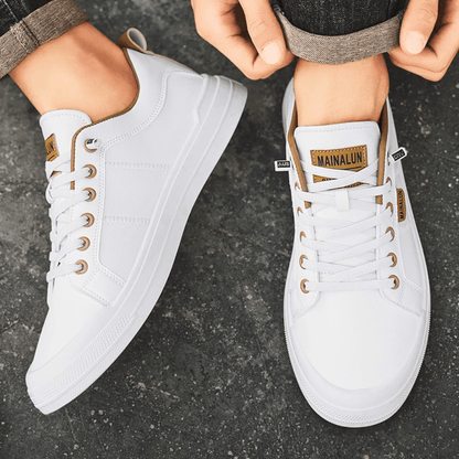 Cushioned Lace-Up Harrington Athletic Trainers