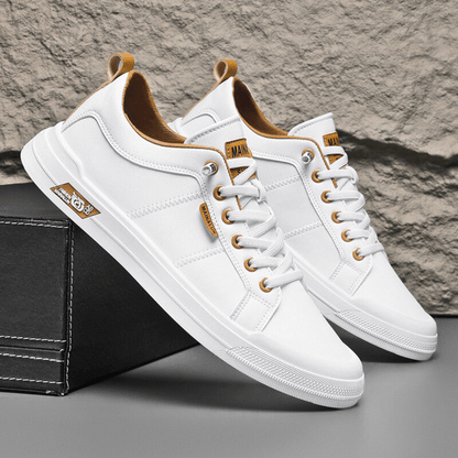 Cushioned Lace-Up Harrington Athletic Trainers